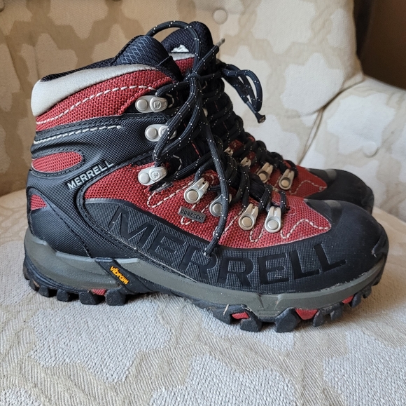 Merrell Shoes Merrell Outbound Mid Goretex Hiking Boot Womens Sz 75
